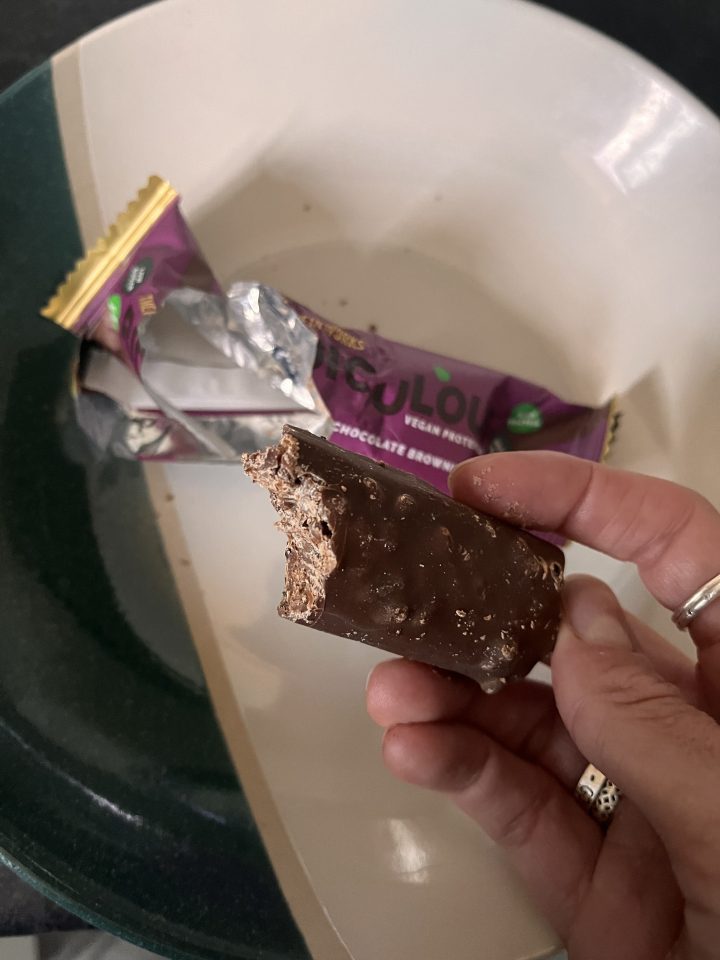 The Ridiculous Protein Bars are just 200 calories and taste amazing