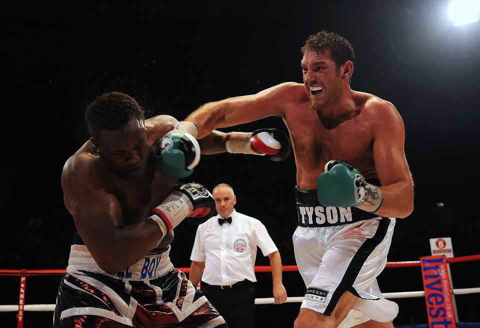 Dereck Chisora first loss to Tyson Fury in 2011