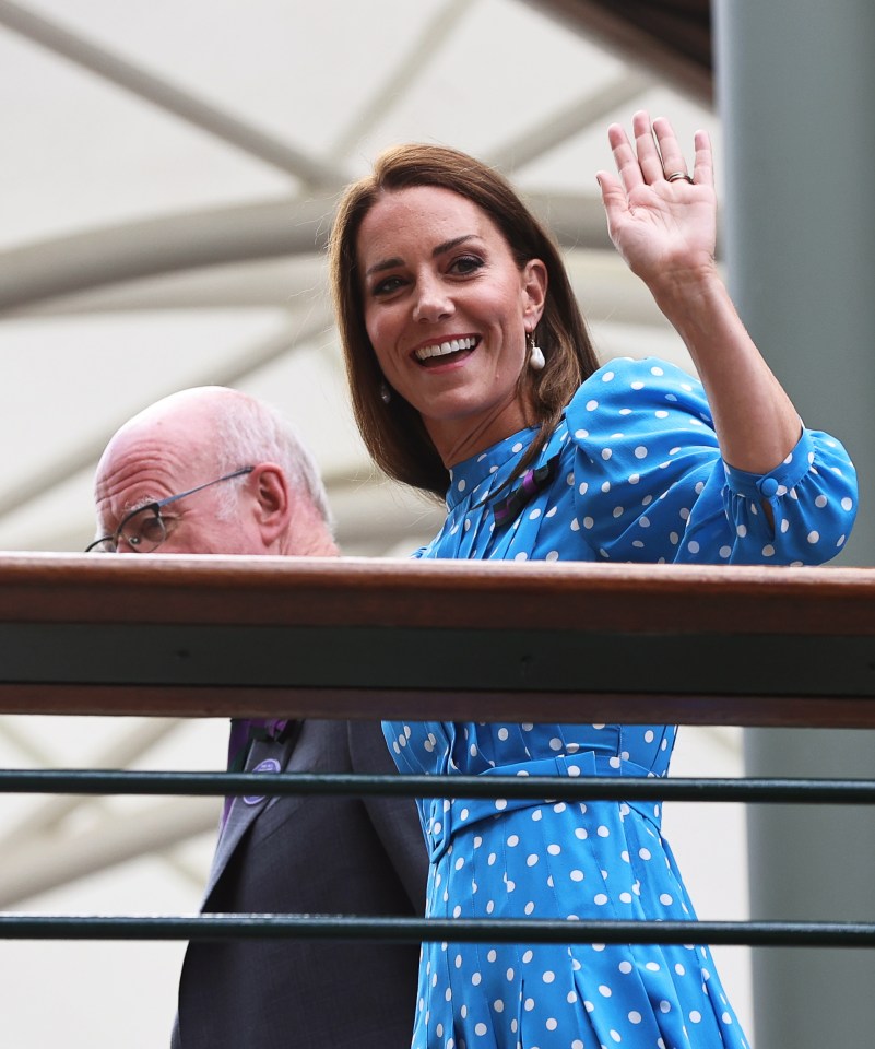 The Duchess of Cambridge waved to fans as she arrived at Wimbledon today