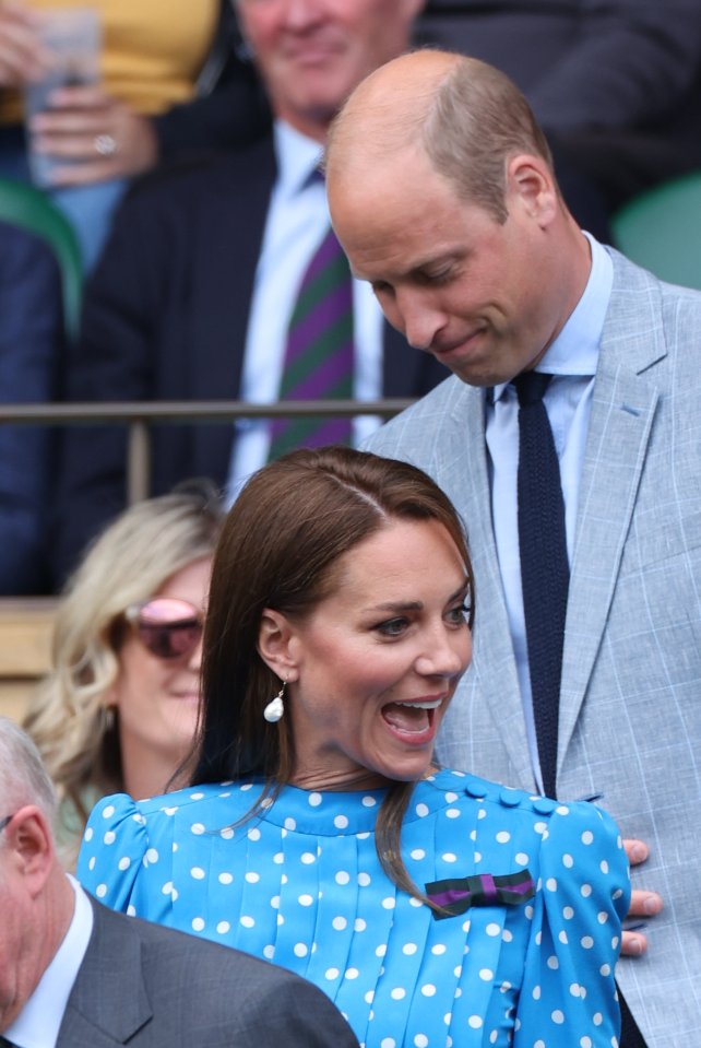 The mum-of-three put on a stylish display in a blue polka dot midi dress