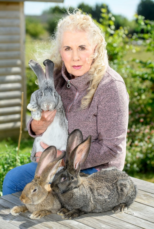 Annette with Darius’ three grandchildren