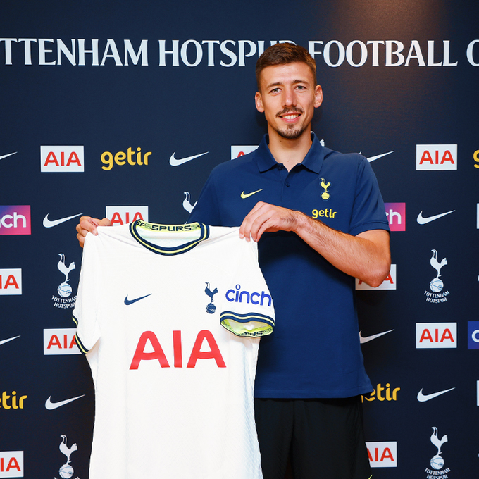 Clement Lenglet has joined Tottenham on a season-long loan from Barcelona