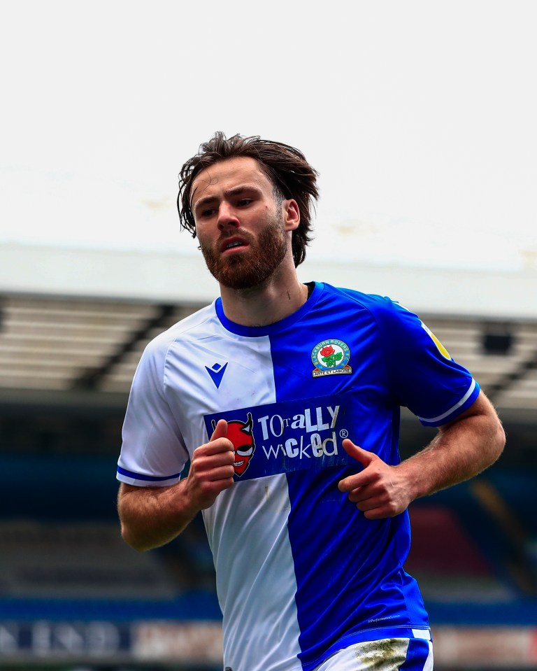 Sevilla have returned with a bid to sign Blackburn ace Ben Brereton Diaz