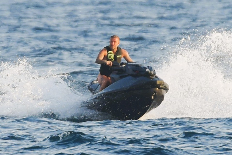 He made a splash on the family holiday