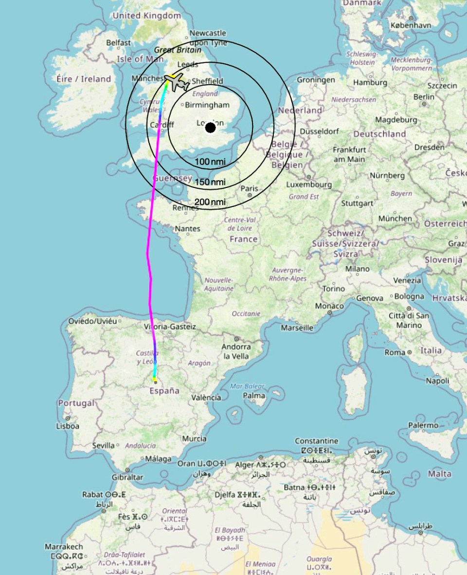 Ronaldo flew from Madrid to Manchester Airport last night