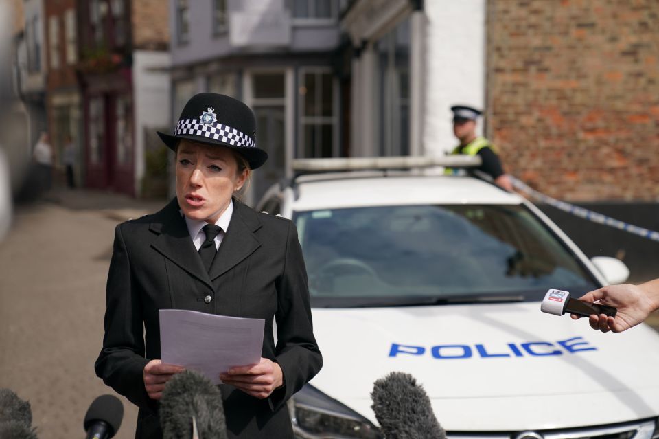 Chief Superintendent Kate Anderson gives a statement at the scene