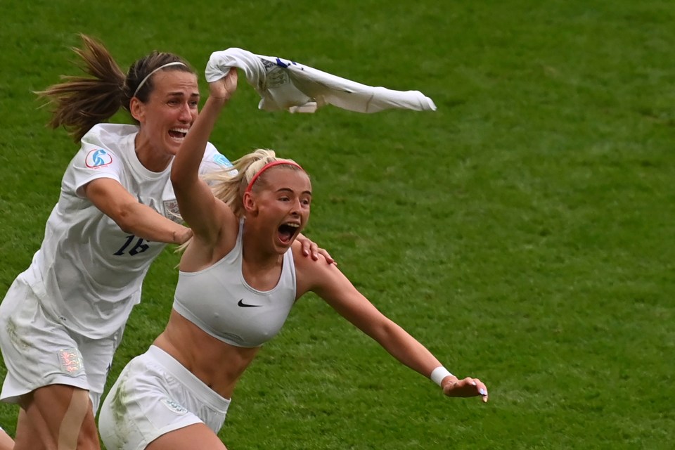 England’s Chloe Kelly celebrates scoring the winning goal