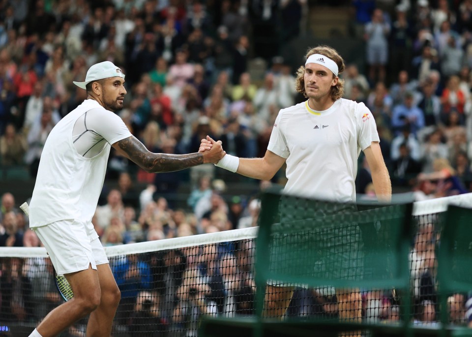 There was a frosty handshake between the pair at the net