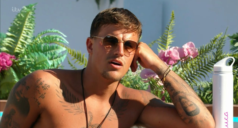 Love Island fans have speculated Luca Bish was 'told by producers' to apologise to Tasha Ghouri