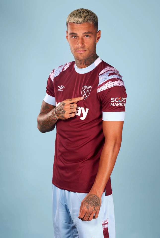 West Ham announced the signing of Gianluca Scamacca from Sassuolo