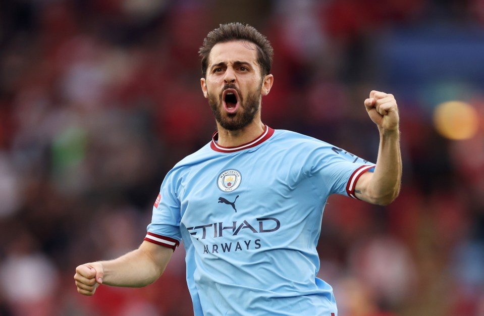 Bernardo Silva could still sign for Barcelona after the Catalans got a cash injection