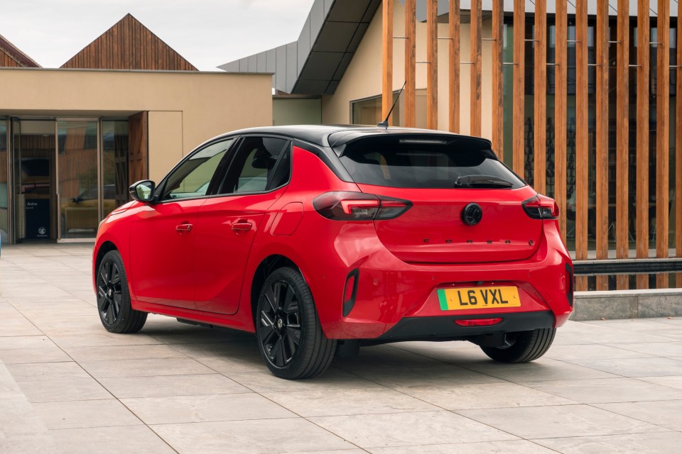 This is the Corsa-e Anniversary Edition, celebrating 40 years of Vauxhall superminis, Nova and Corsa