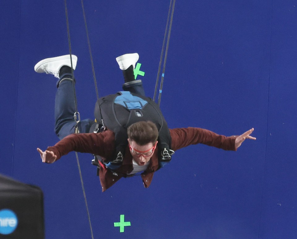 Ant and Dec used studio magic to go skydiving as they recorded an advert for the new series of I’m A Celebrity