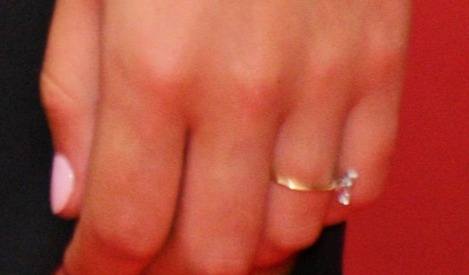 Chelsea's engagement ring could clearly be seen