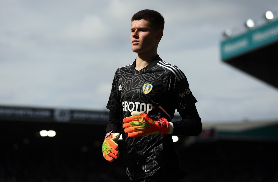 Leeds are not willing to sell keeper Meslier this summer