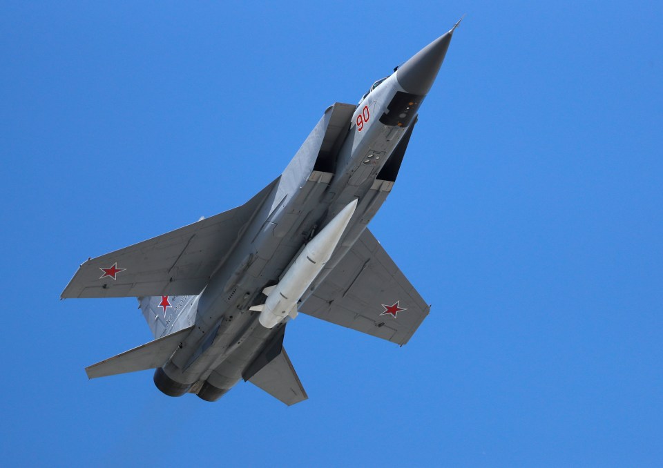 Moscow claims to have chased off the Brit aircraft with a MiG-31BM fighter jet