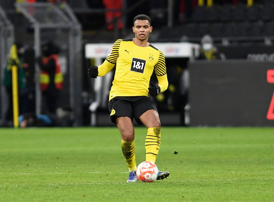 Man City are pushing to sign Akanji before deadline day