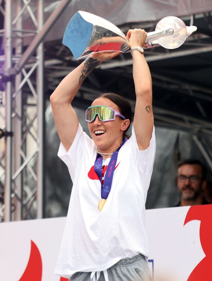 Lucy Bronze wore a pair of goggles for England's celebrations at Trafalgar Square