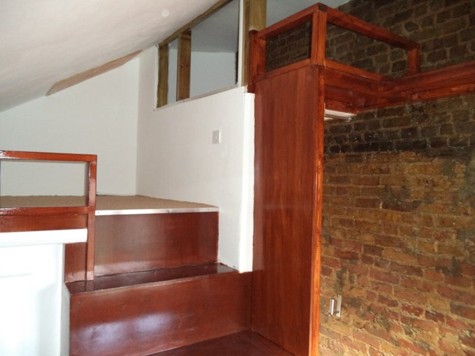 The landlord claims the house is furnished, but there is no furniture in sight on the listing