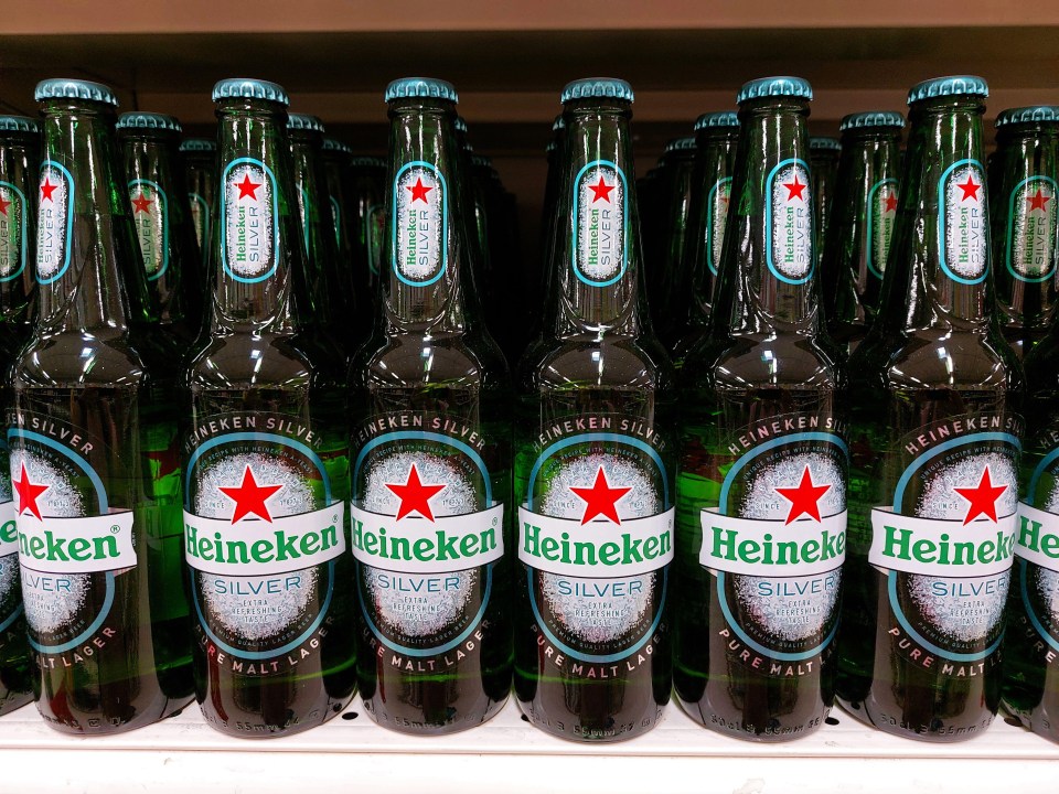 Heineken’s new woke lager aimed at ‘lightweight’ millennial drinkers has been slammed by customers