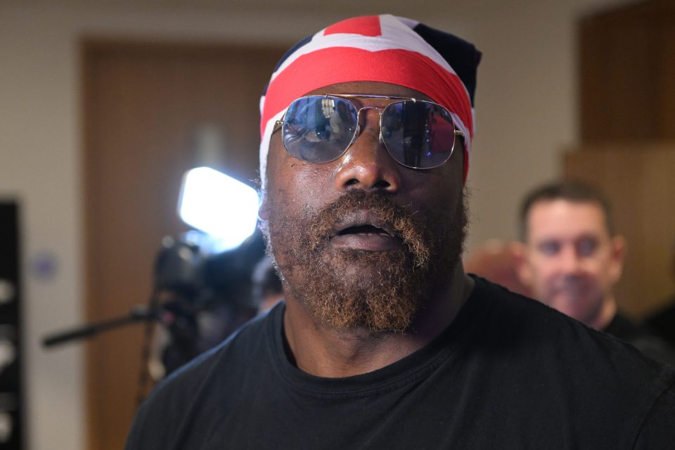 Derek Chisora's proposed trilogy with Tyson Fury is off