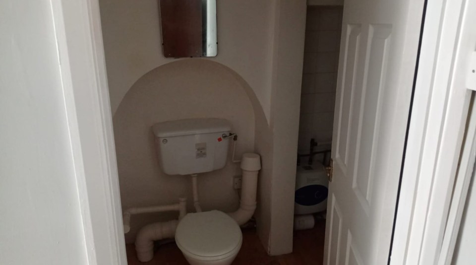 The bathroom is rather compact too