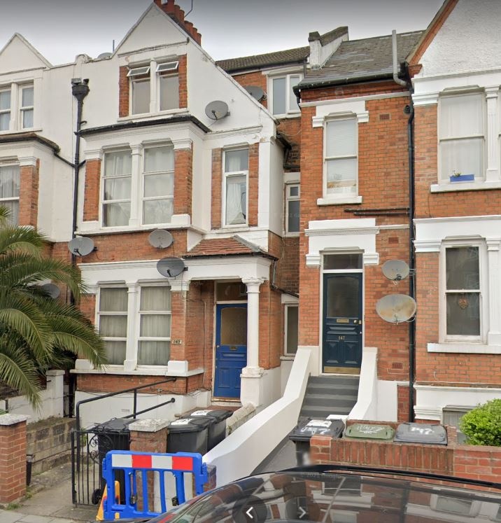 The studio flat is located in Streatham, South London