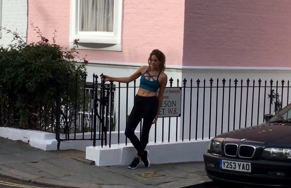 Made in Chelsea star Binky Felstead posed for photos outside Peter's home in 2016