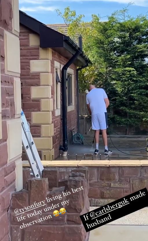 Tysin Fury showed the same dedication to pressure-washing as he did in the ring during his legendary ring career