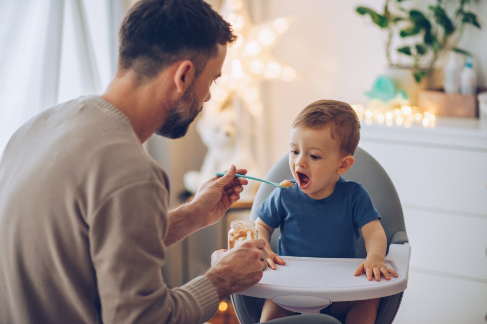 Parents should alwasy supervise their babies while they eat