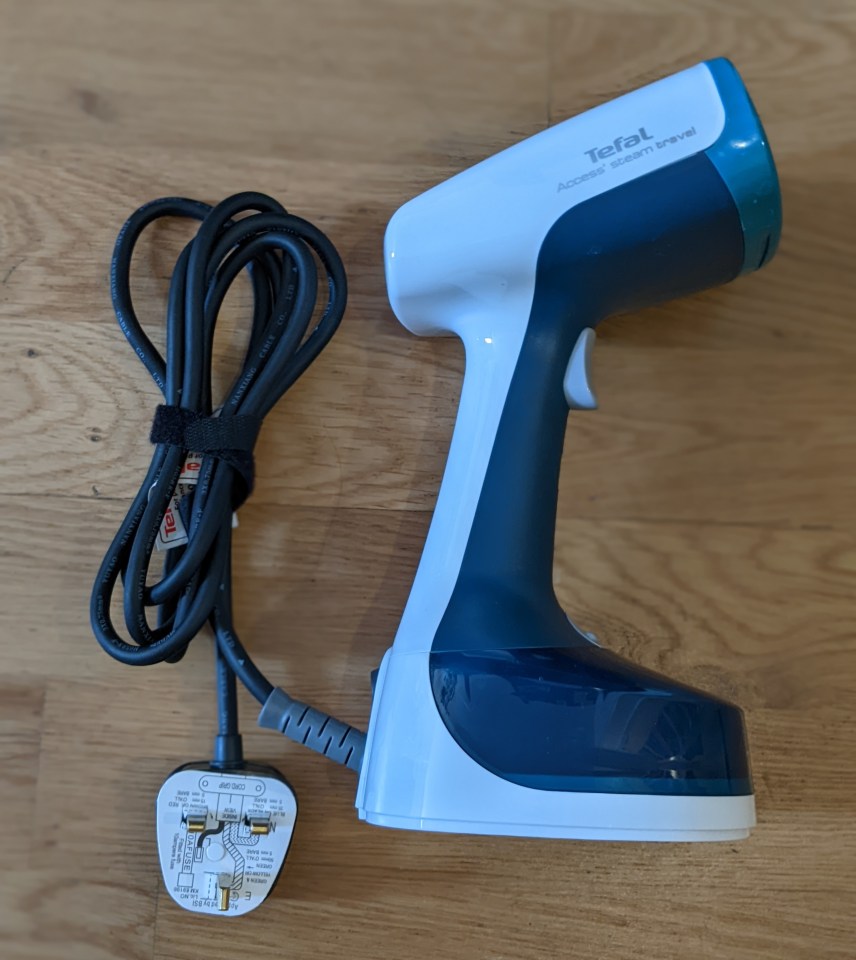 Tefal handheld garment steamer review