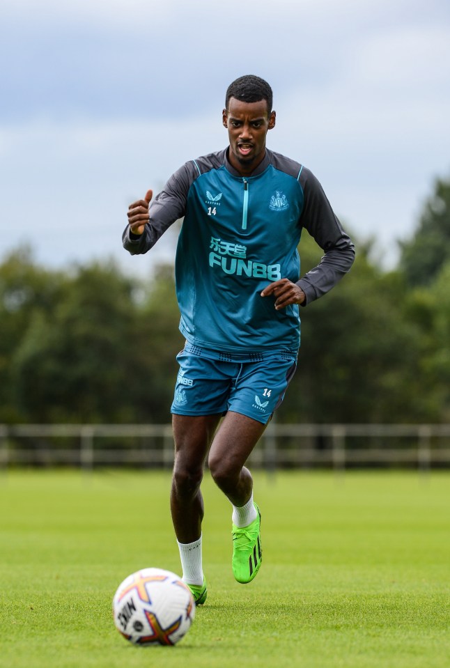 Isak is set to make his Newcastle debut this evening