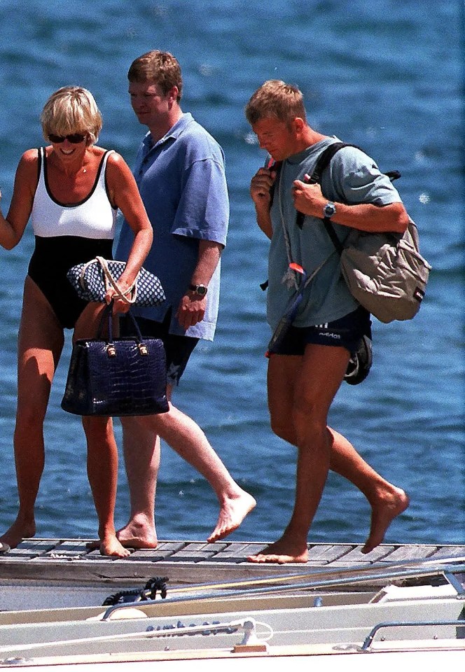 Lee says she would have been alive today if he had been with her on that tragic night of 1997 in Paris, here Lee with the princess and Trevor Rees-Jones