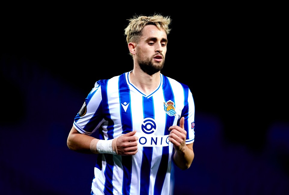 The Toffees are lining up ex-Man Utd winger Adnan Januzaj as Gordon's replacement