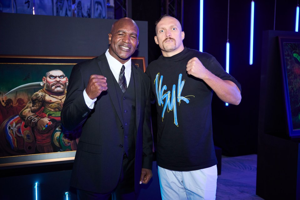 Former world heavyweight champion Holyfield and Usyk