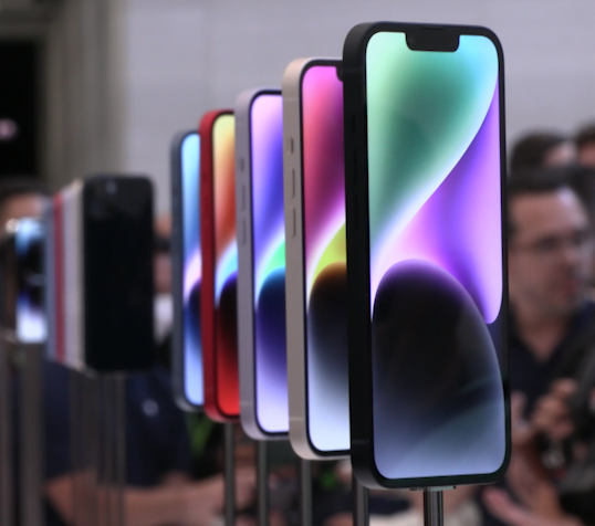 The iPhone 14 looks fantastic – and comes in five spiffing colours