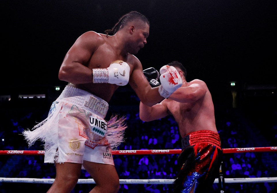 Joe Joyce brutally knocked out Joseph Parker on Saturday night