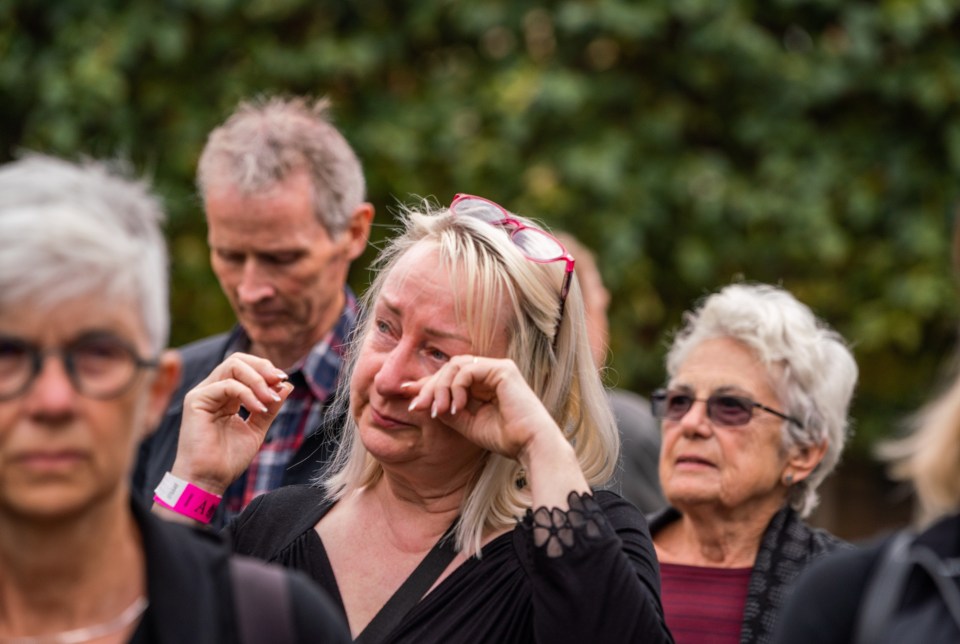 Mourners even broke into a sing-song of Vera Lynn’s We’ll Meet Again