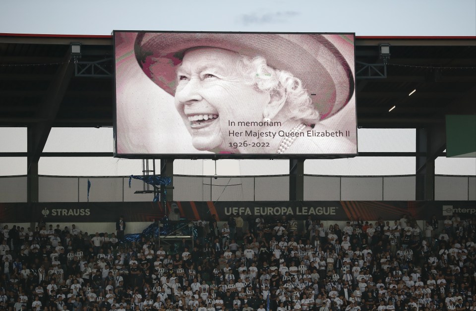 A minute’s silence was held for The Queen during Arsenal’s match at Zurich