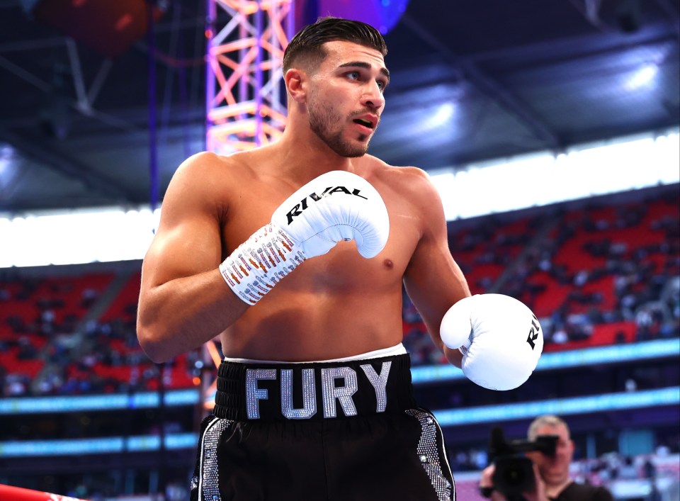 Tommy Fury is in talks to fight Tyron Woodley in a catchweight bout