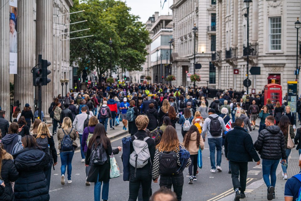 Thousands walking near Trafalgar Square this morning