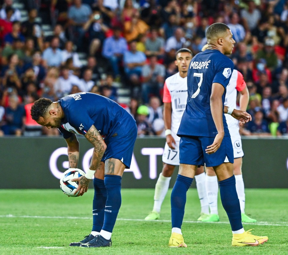 Neymar refused to give Mbappe the ball, who stormed off in a huff on the pitch