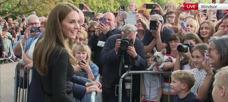 Princess Kate also stopped to speak to waiting crowds