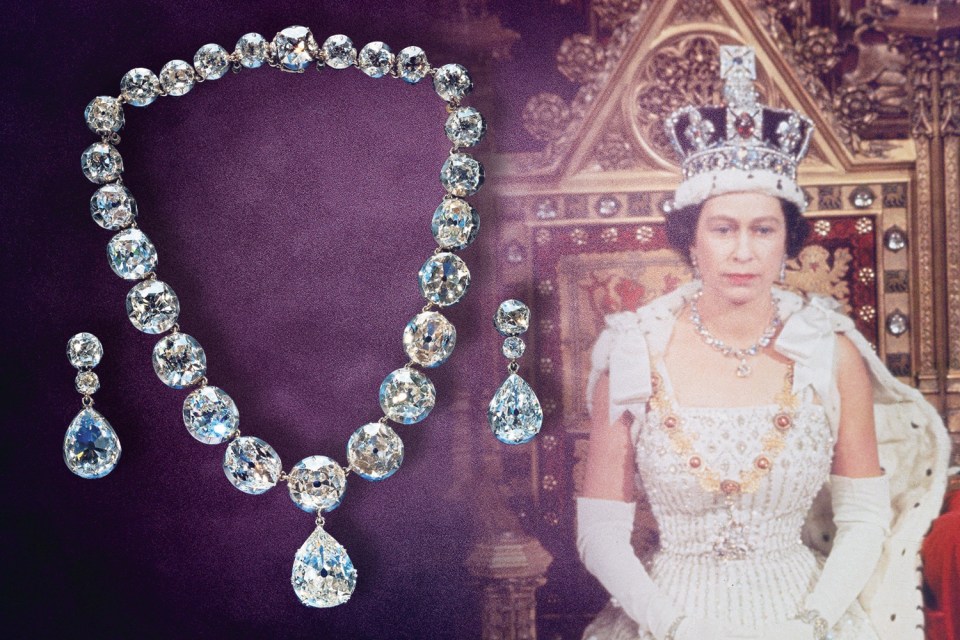 The Queen wore this 160-carat diamond necklace and earrings at her Coronation in 1953