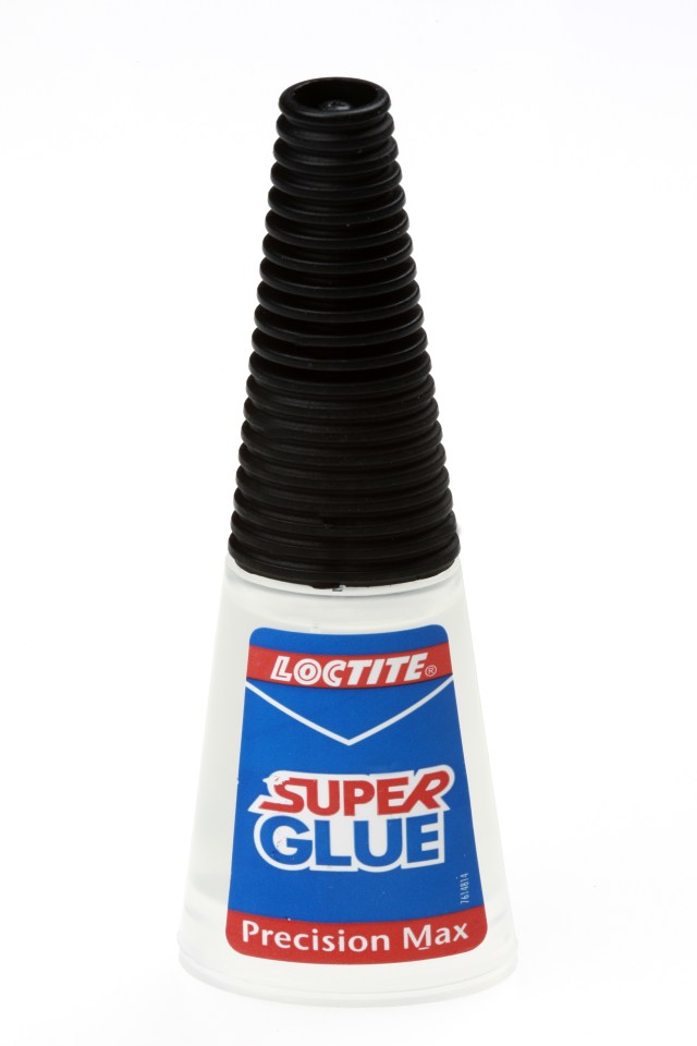 Avoid feet slipping out of your shoes with the help of superglue