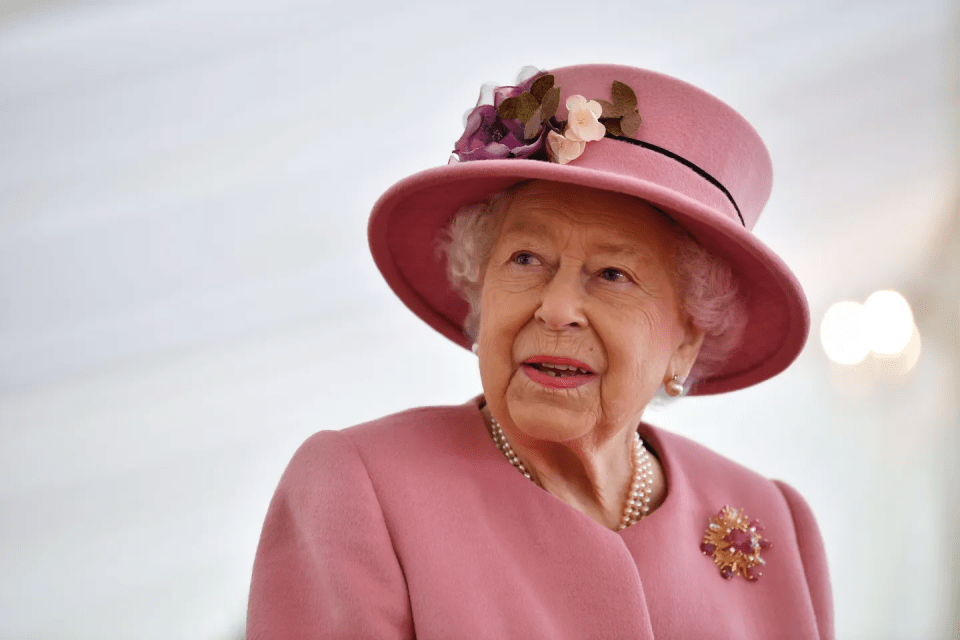  The nation mourns the Queen's death