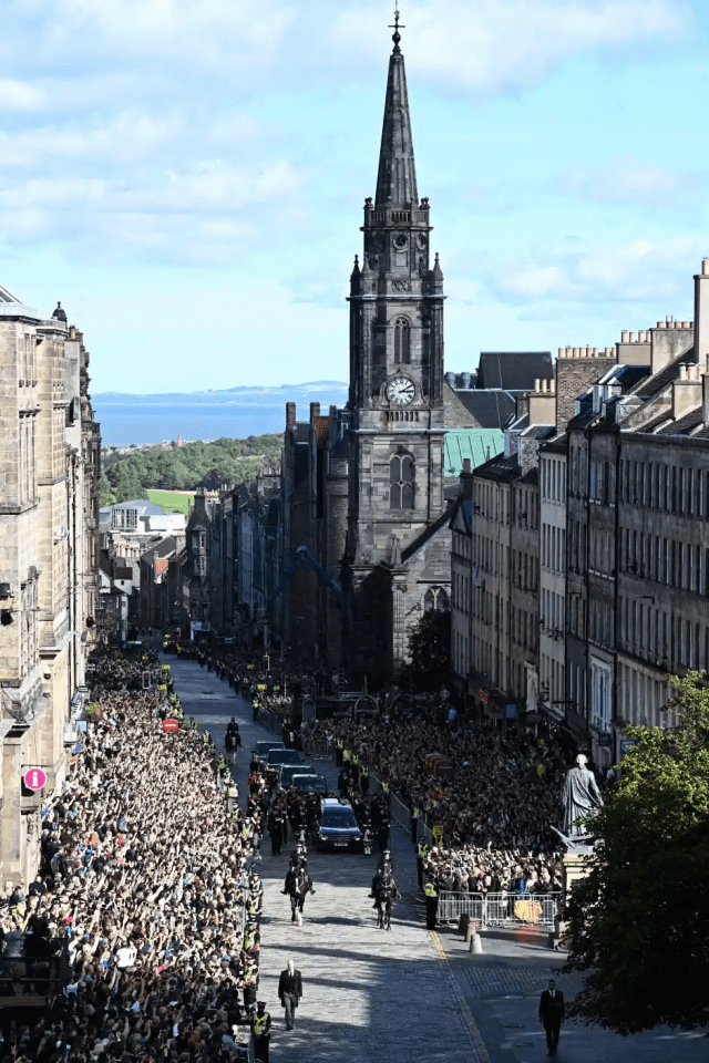 The procession through Edinburgh