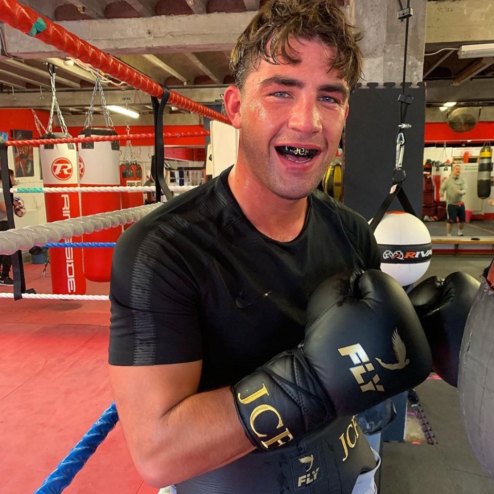 Love Island winner Jack Fincham is in talks to make his professional boxing debut