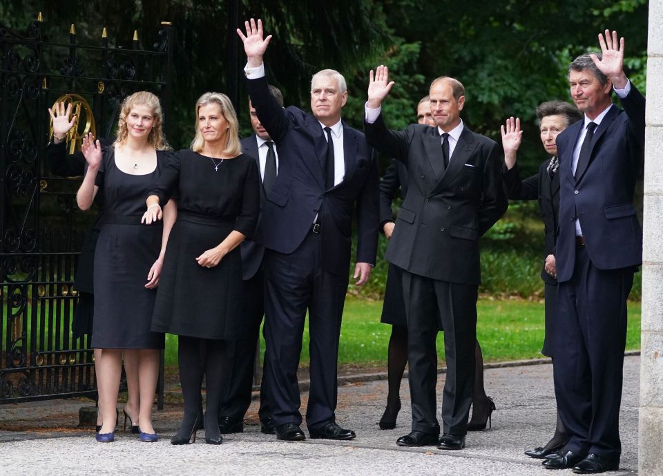 The Royal Family thank well-wishers at Balmoral