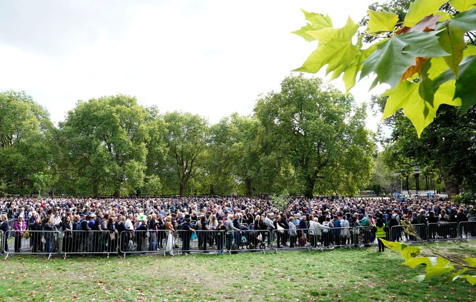 Many are now queuing in a holding pen to be let into the main line for Westminster Hall